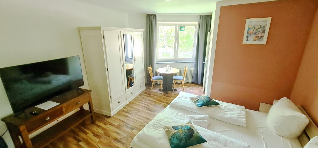 Hotel Bischoff Winnweiler Εξωτερικό φωτογραφία